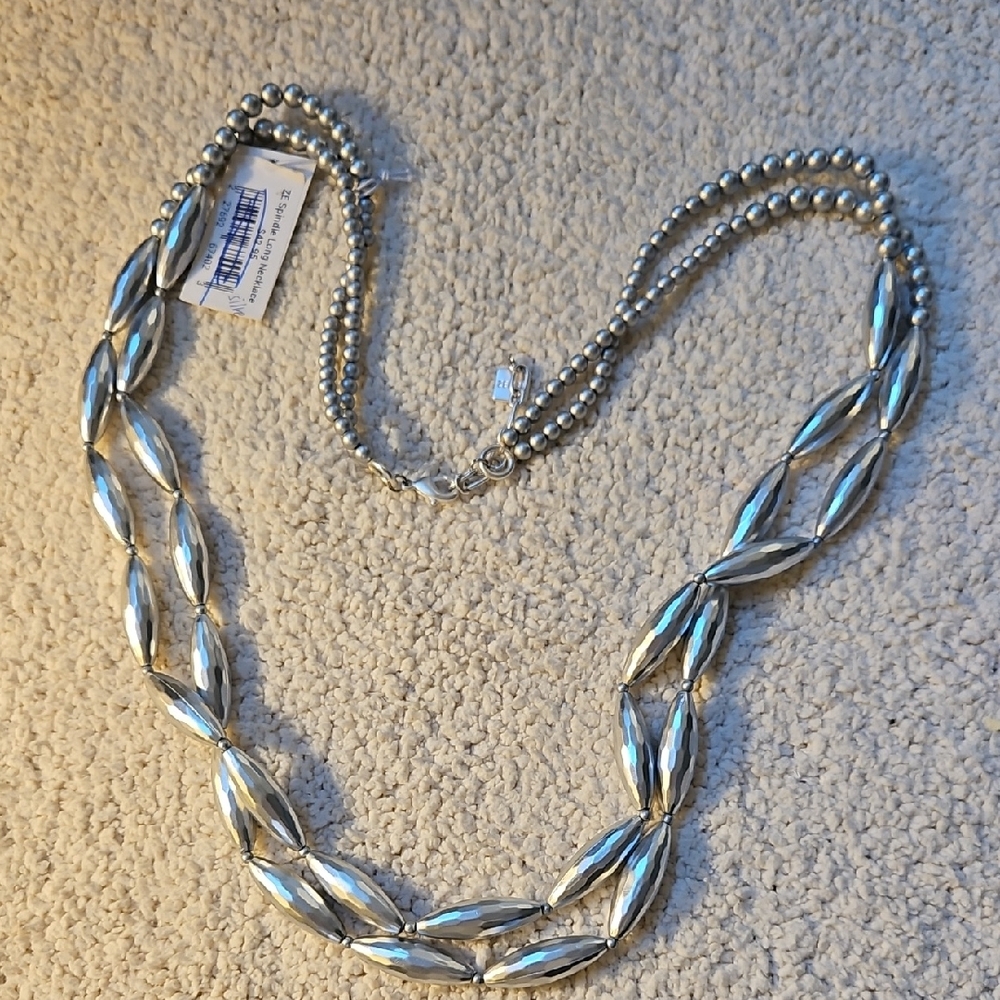 Elegant Silver Necklace
